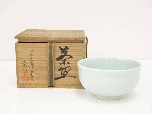 JAPANESE TEA CEREMONY / TEA BOWL CHAWAN / WHITE PORCELAIN 